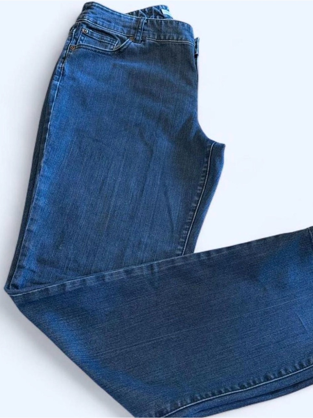 Women’s Chico Platinum Denim Jeans, dark wash, straight leg , SZ 14, Chicos 2.5.